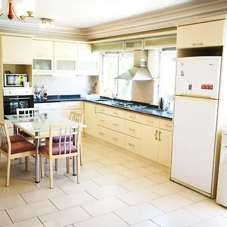 Vila Charming With Private Pool In Antalya *